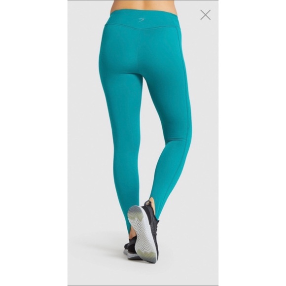 GymShark Illumination Leggings Charged Emerald S - Picture 3 of 16